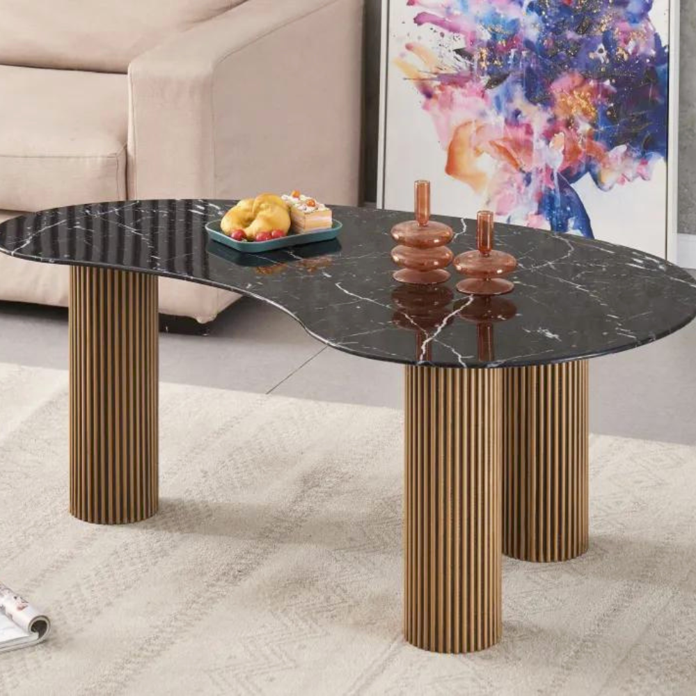 Table basse pylone marbre noir pieds or