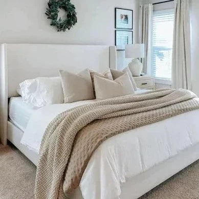 lit beige blanc
