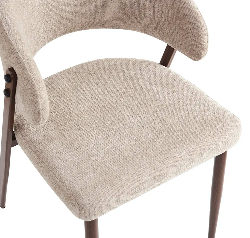 Chaise Lamia pieds noyer velours marron glacé